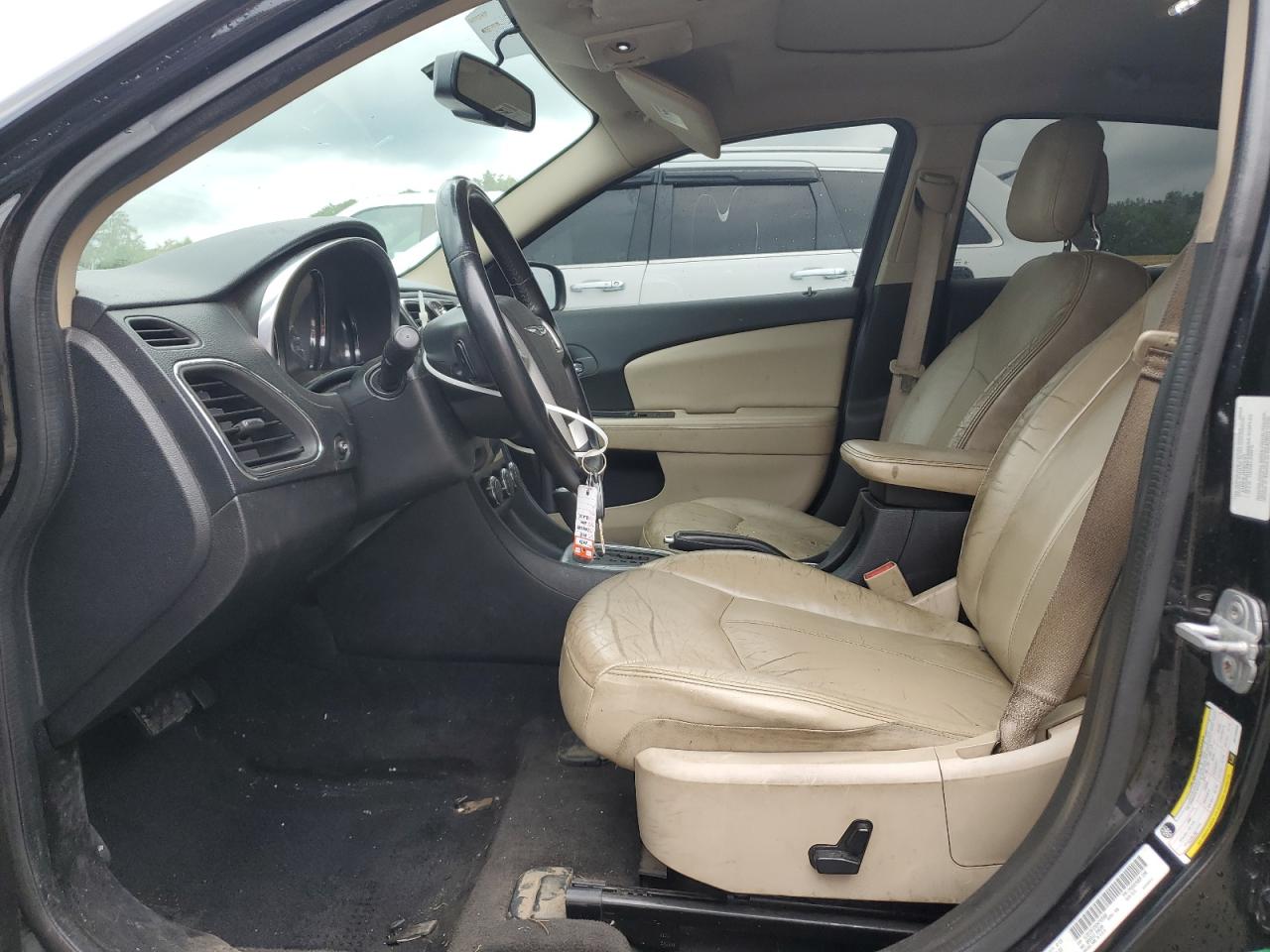 2013 Chrysler 200 Limited VIN: 1C3CCBCG5DN745560 Lot: 65402855