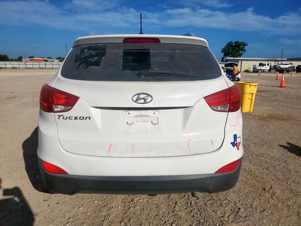 km8ju3ag7fu069299 KM8JU3AG7FU069299 2015 Hyundai Tucson Limited