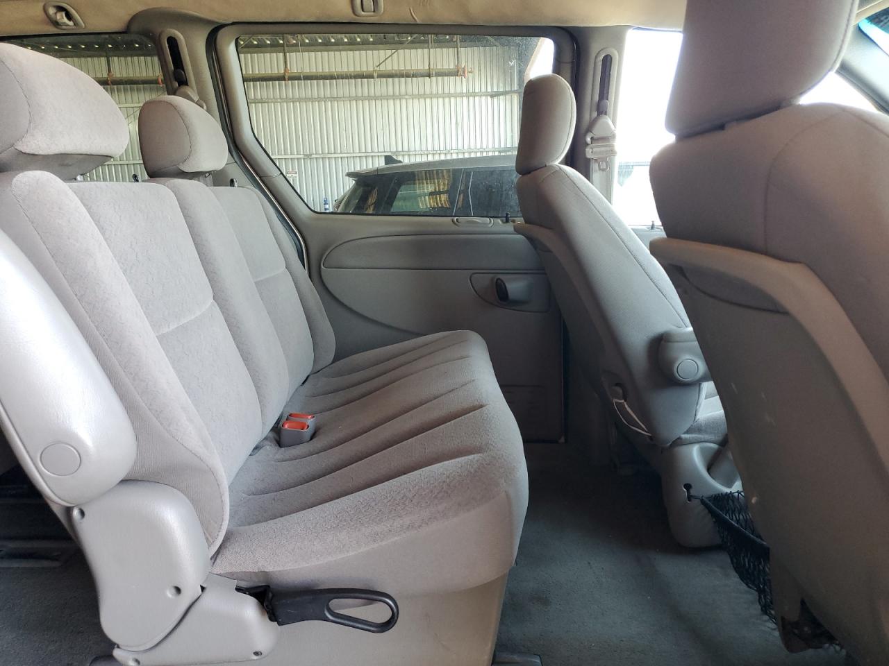 2002 Dodge Grand Caravan Sport VIN: 2B4GP44372R739846 Lot: 64702965