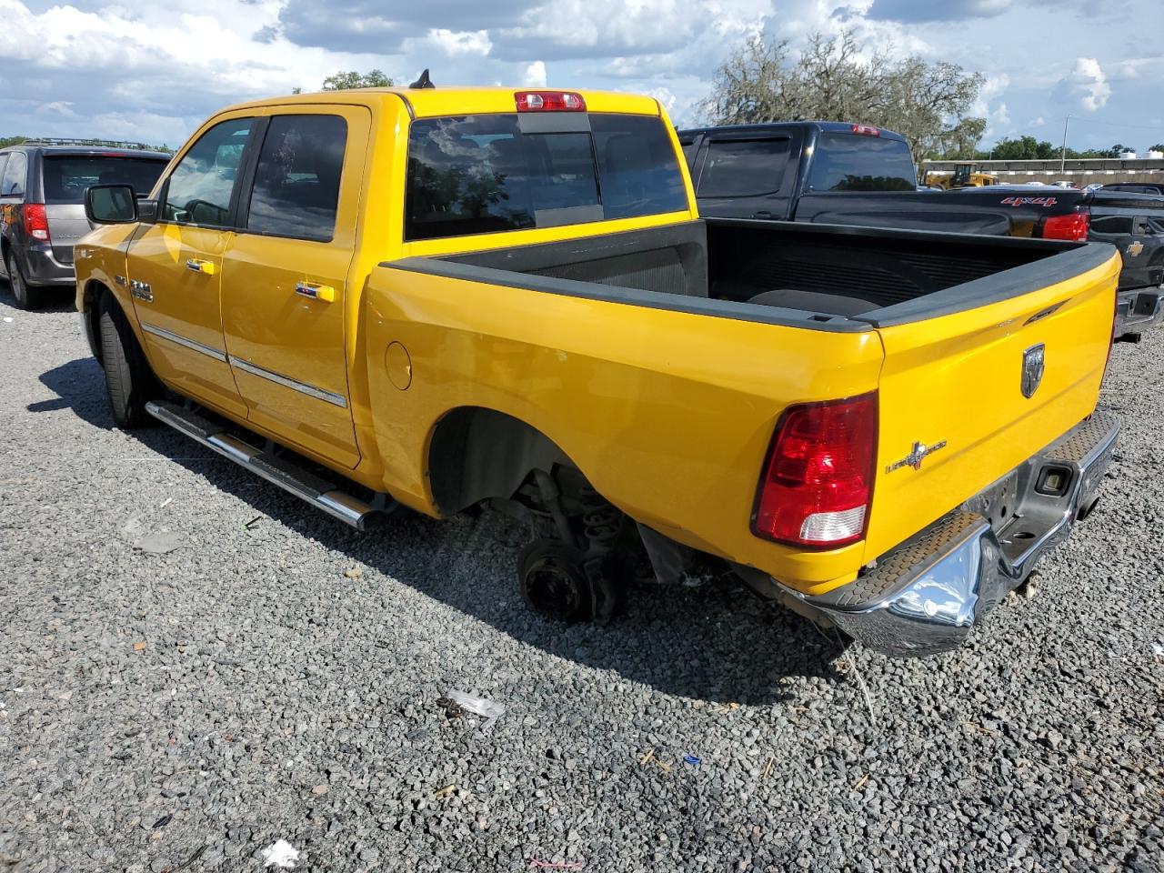 1c6rr6lt2gs319881 1C6RR6LT2GS319881 2016 Ram 1500 Slt