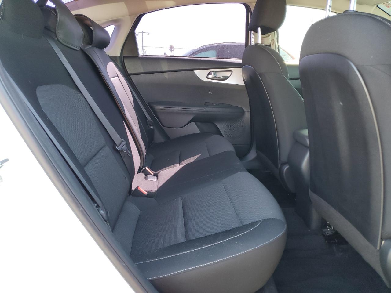 3KPF24AD5NE462274 2022 Kia Forte Fe