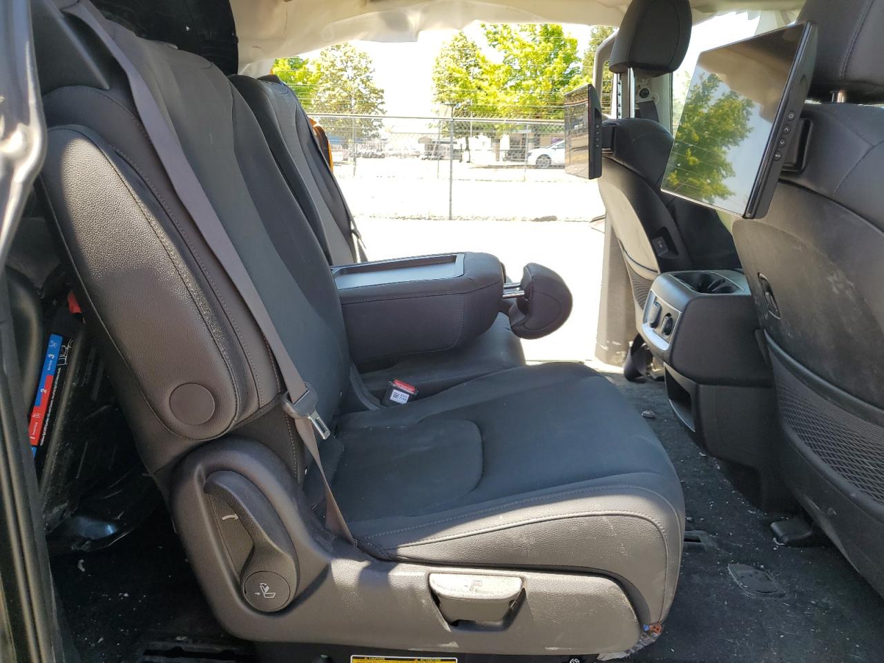 2025 Kia Carnival Sx VIN: KNDNE5KA7S6047424 Lot: 63127445