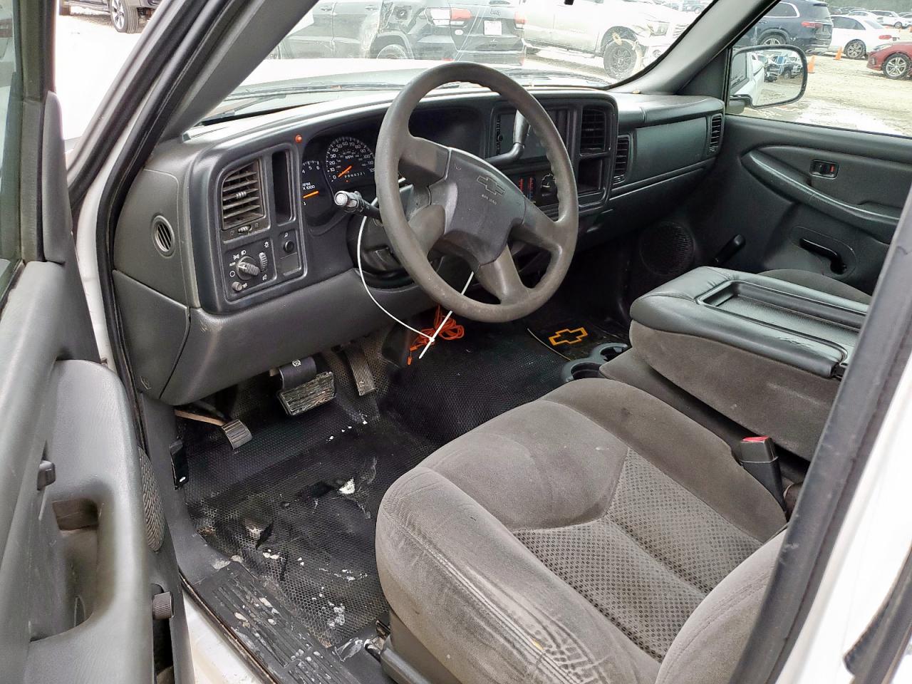 2007 Chevrolet Silverado C1500 Classic VIN: 1GCEC14V77Z185761 Lot: 65383925