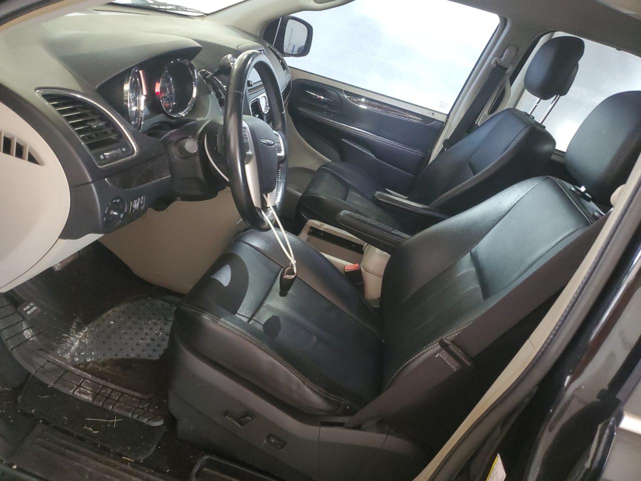 2015 Chrysler Town & Country Touring VIN: 2C4RC1BG4FR505276 Lot: 65030555