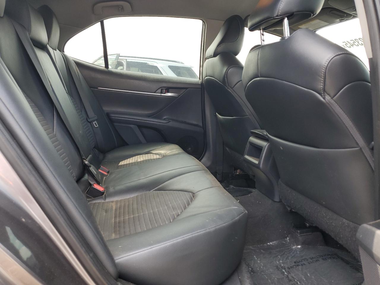 2019 Toyota Camry L VIN: 4T1B11HKXKU229942 Lot: 65023545