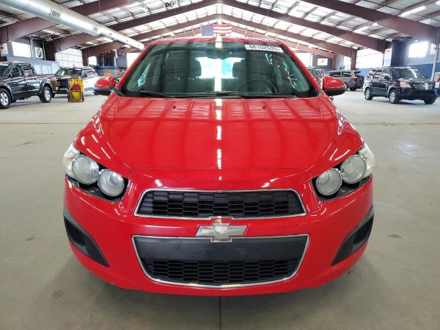 Hatchbacks CHEVROLET SONIC 2015 Czerwony