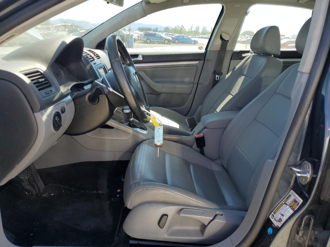 2008 Volkswagen Jetta Se VIN: 3VWRM71K08M157327 Lot: 64334775