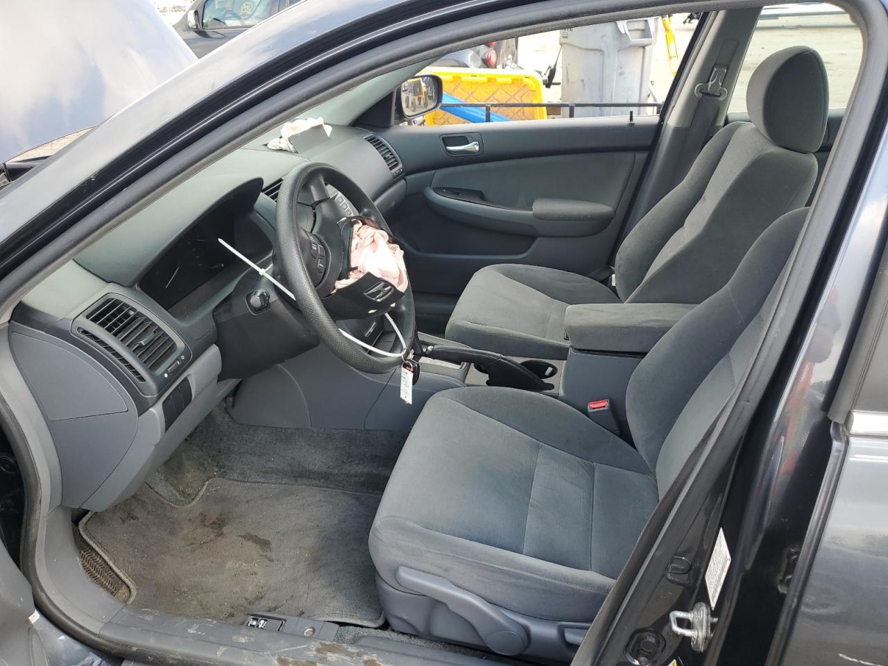 2006 Honda Accord Lx VIN: 1HGCM56486A001877 Lot: 64102075