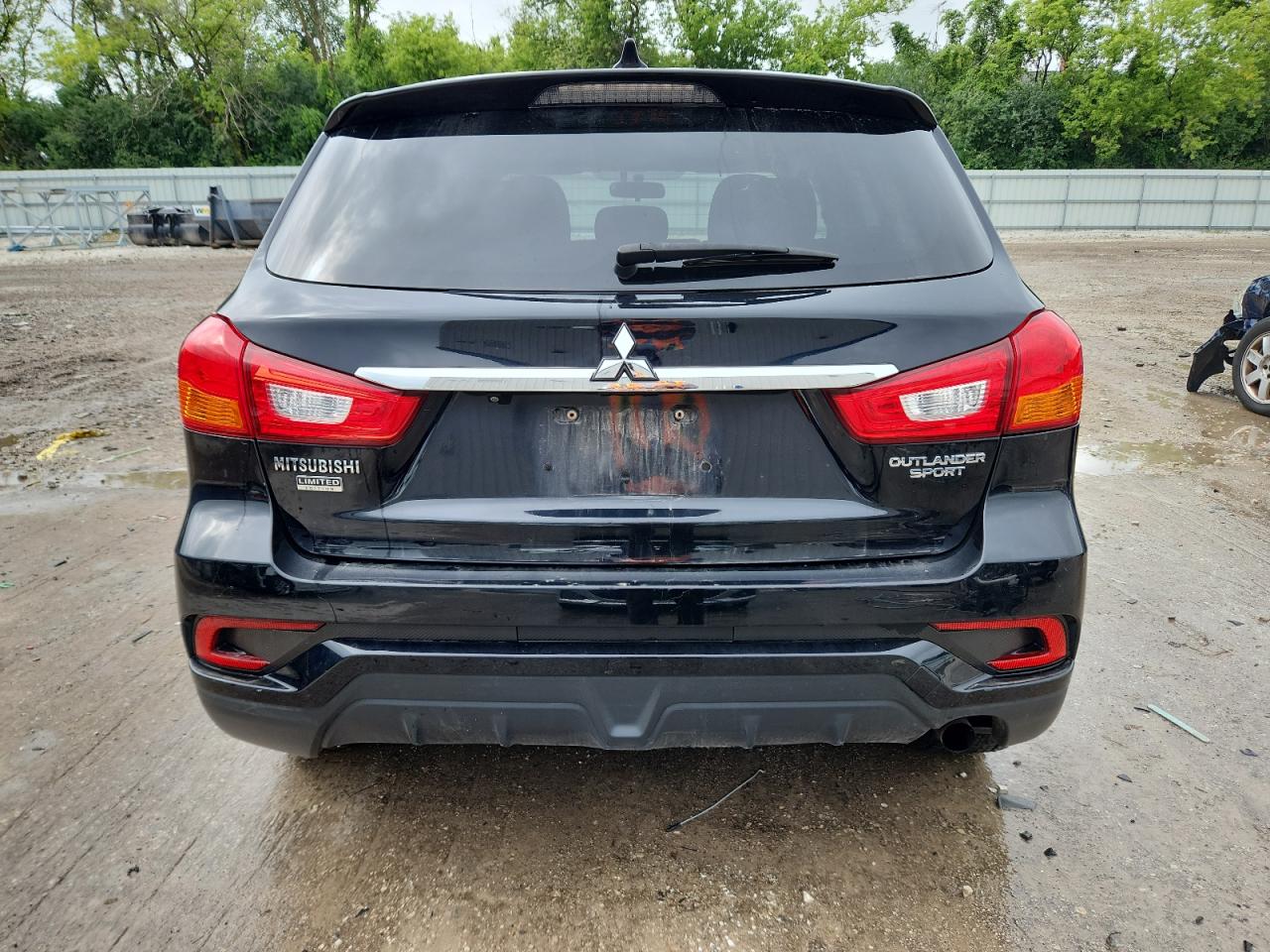 2018 Mitsubishi Outlander Sport Es VIN: JA4AR3AU8JU008008 Lot: 64261295
