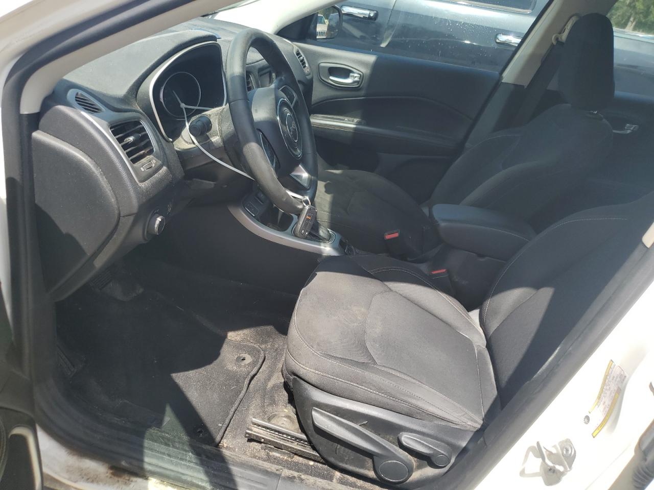 2018 Jeep Compass Sport VIN: 3C4NJCAB1JT193185 Lot: 64463715