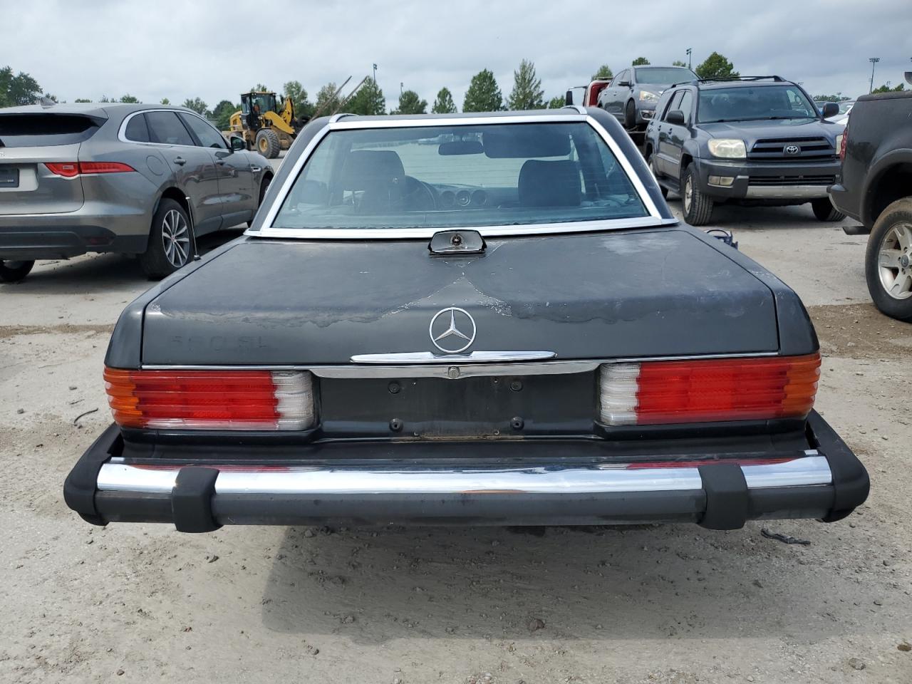 1987 Mercedes-Benz 560 Sl VIN: WDBBA48D0HA074043 Lot: 65358535