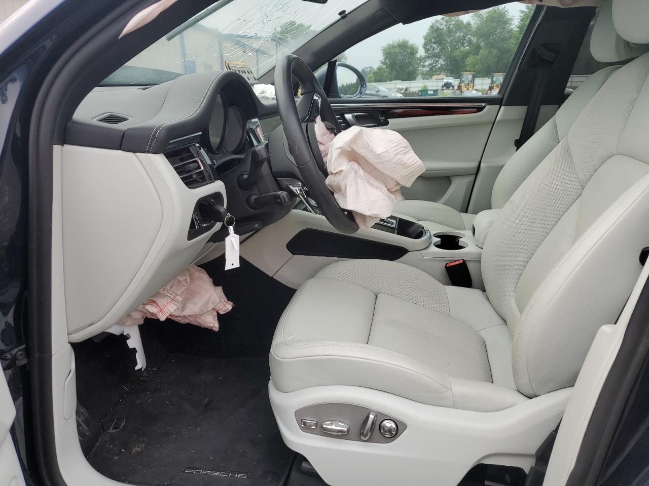 2023 Porsche Macan Base VIN: WP1AA2A59PLB13766 Lot: 64447695