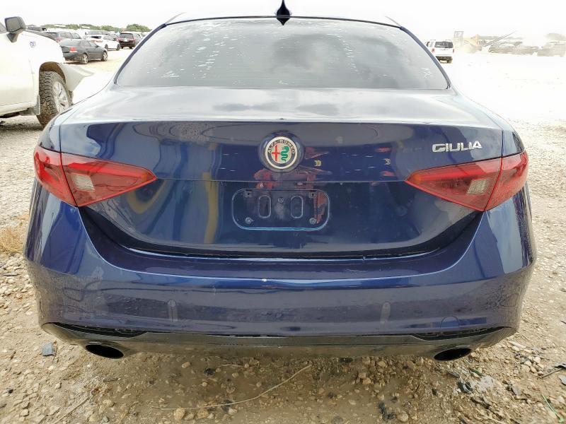 Sedans ALFA ROMEO GIULIA 2017 Granatowy