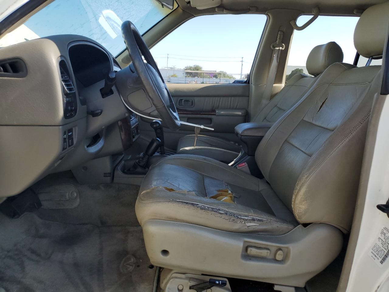 1998 Infiniti Qx4 VIN: JNRAR05Y5WW031534 Lot: 63328205