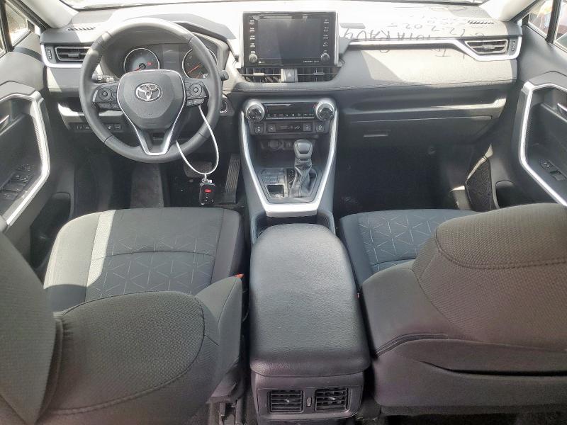  TOYOTA RAV4 2021 White