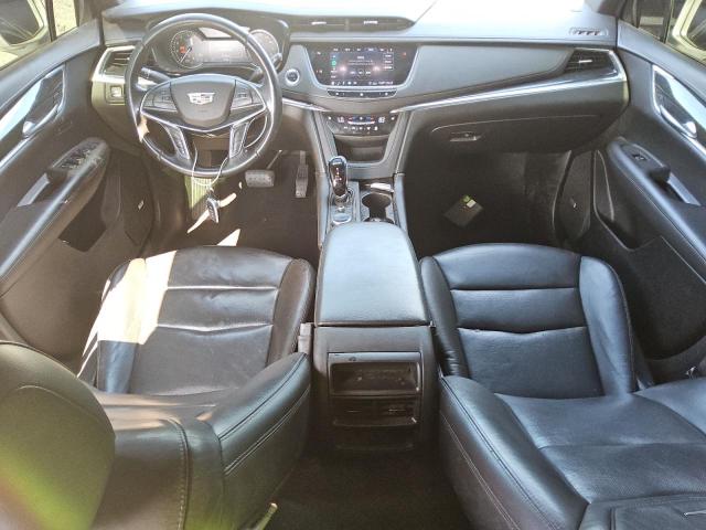  CADILLAC XT5 2020 Srebrny