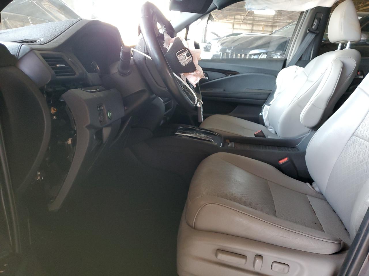 2020 Honda Passport Touring VIN: 5FNYF7H90LB003869 Lot: 63877165