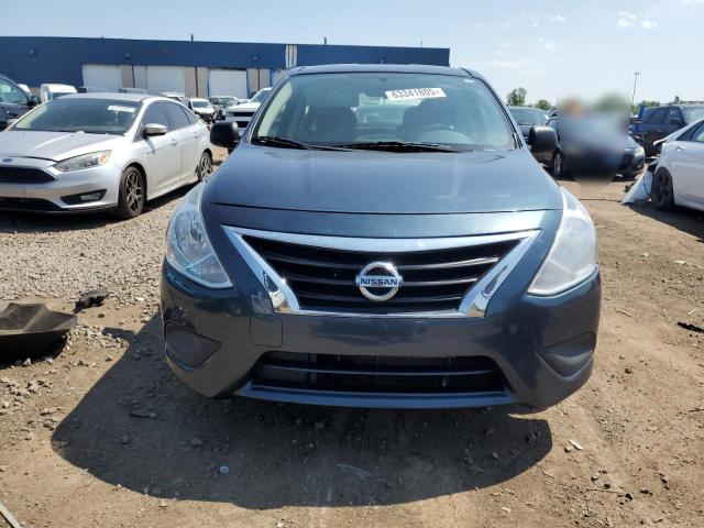 Sedans NISSAN VERSA 2015 Granatowy
