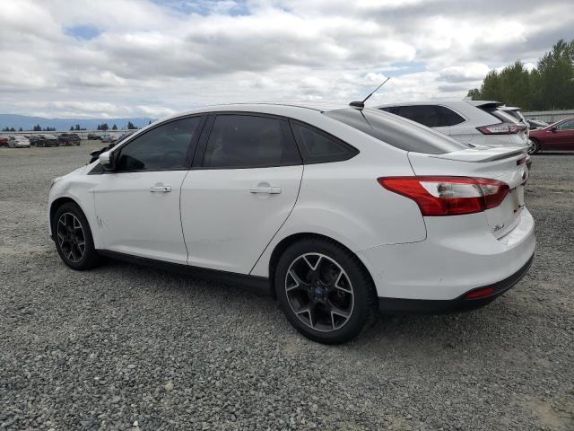  FORD FOCUS 2013 Белы