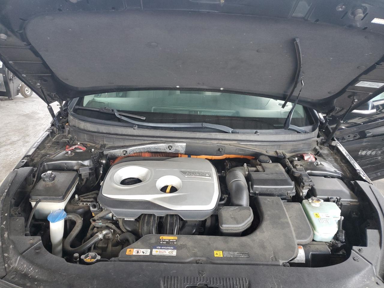 2017 Hyundai Sonata Hybrid VIN: KMHE24L38HA075530 Lot: 65963395