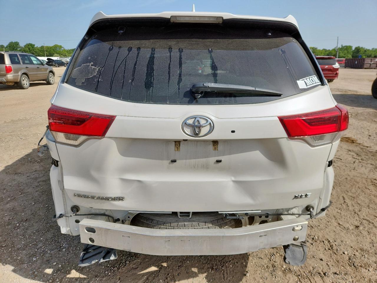 2019 Toyota Highlander Se VIN: 5TDKZRFH6KS559584 Lot: 63245505