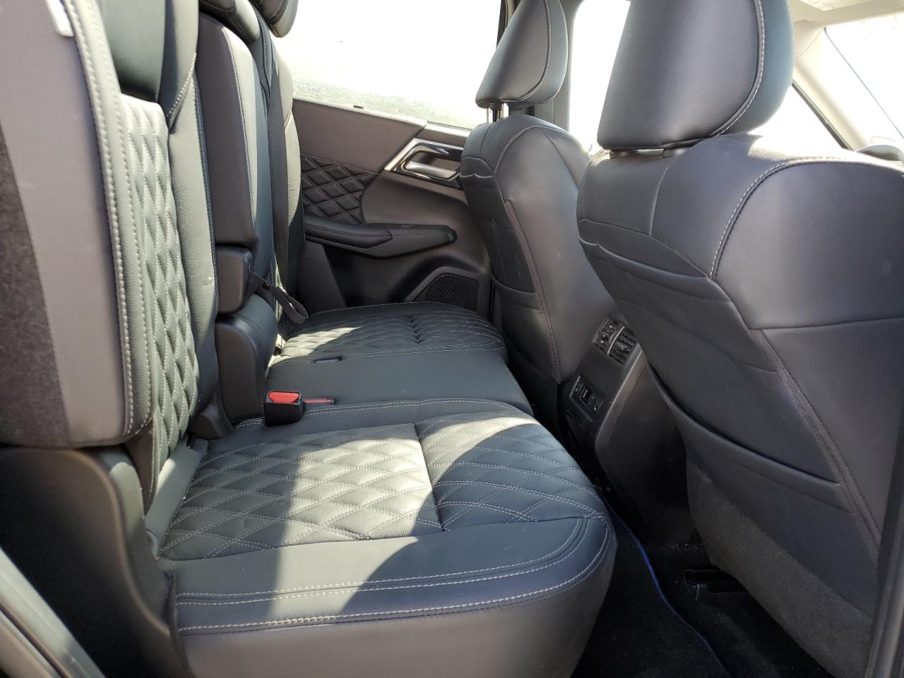 2024 Mitsubishi Outlander Sel VIN: JA4T5WA95RZ015322 Lot: 65983525