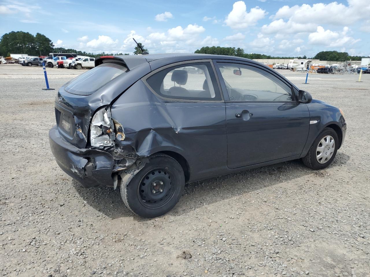 2008 Hyundai Accent Gs VIN: KMHCM36C58U061249 Lot: 63623735