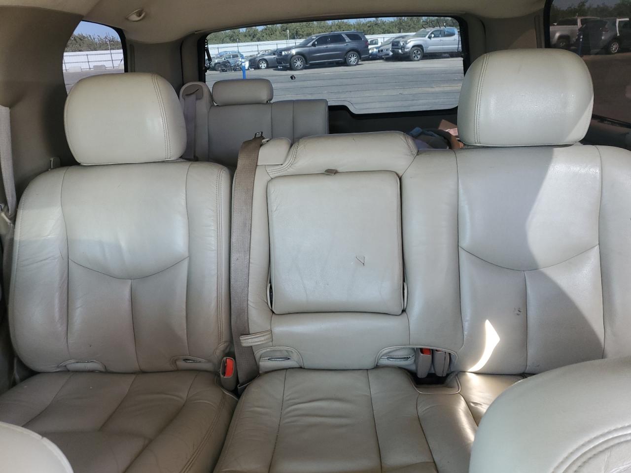 2003 Chevrolet Tahoe K1500 VIN: 1GNEK13T03J104196 Lot: 59954275