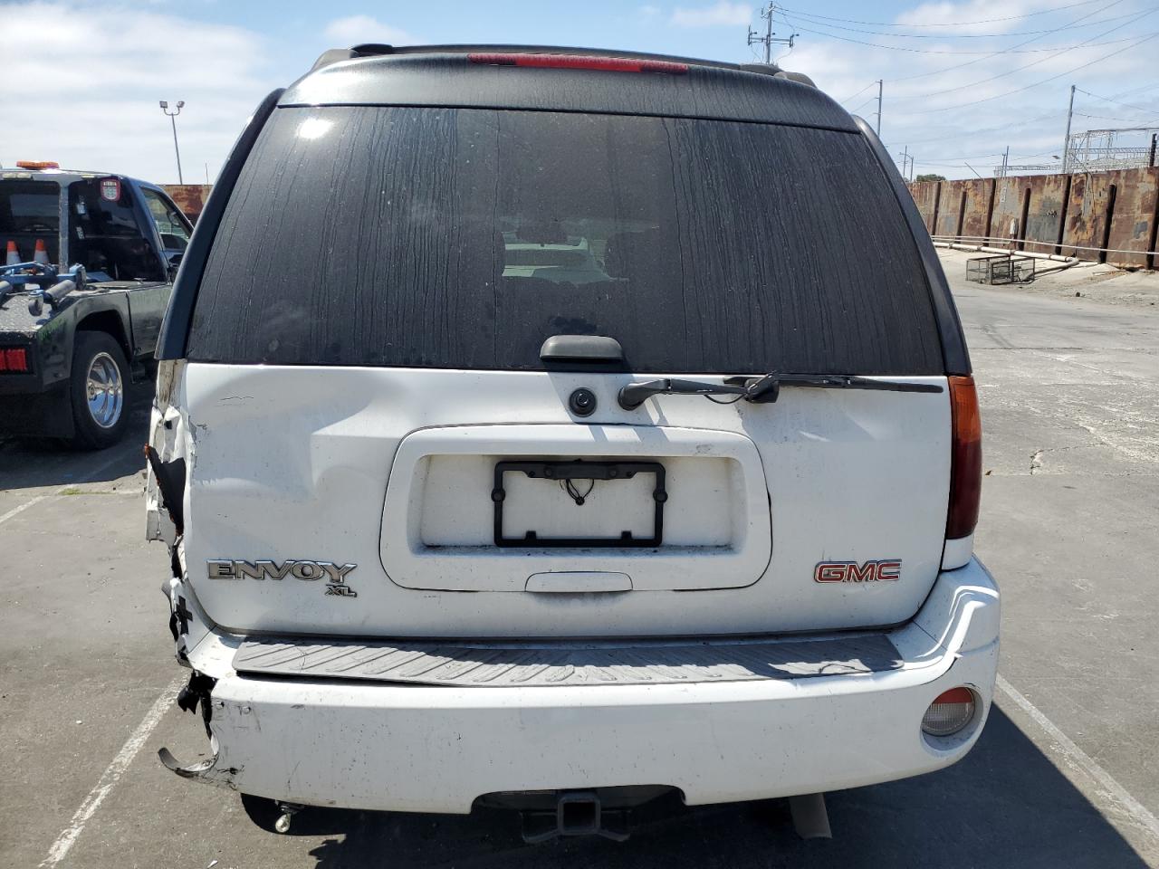 2005 GMC Envoy Xl VIN: 1GKES16S756106355 Lot: 63270105