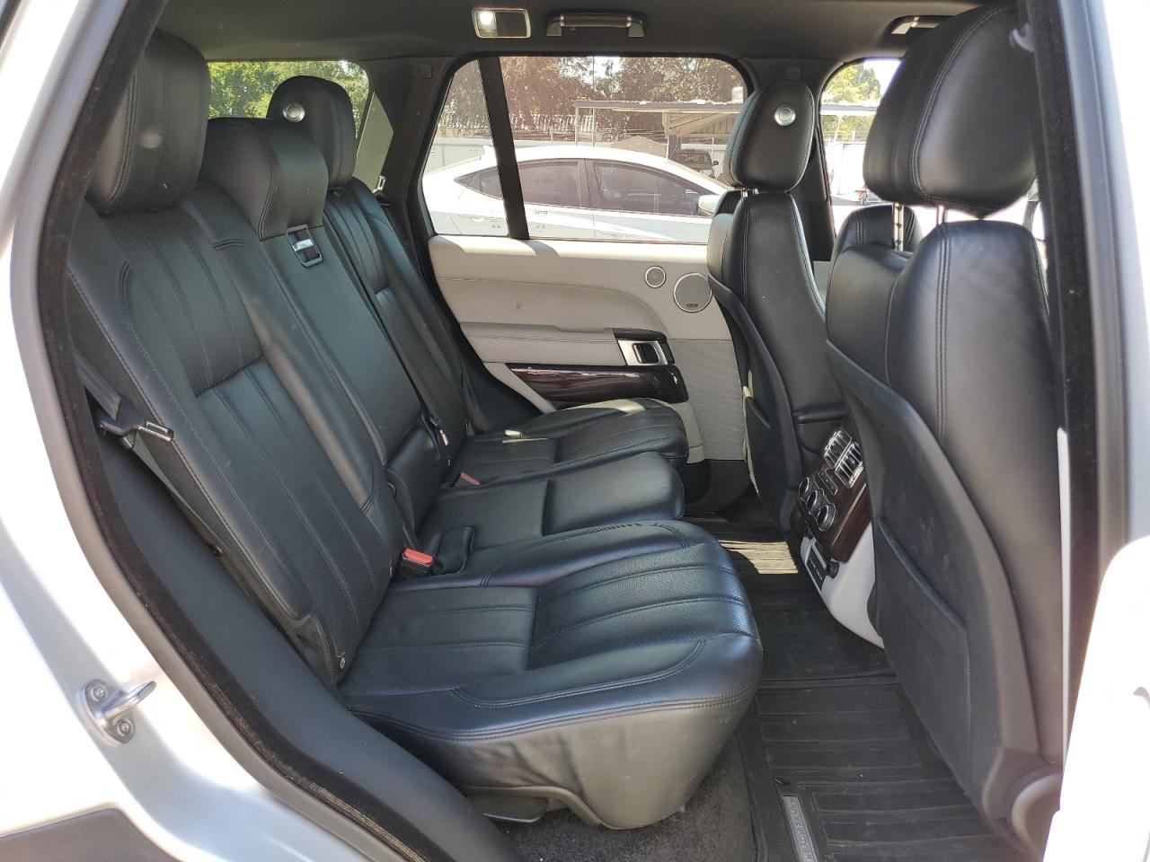 SALGS2FK1HA320598 2017 Land Rover Range Rover Hse