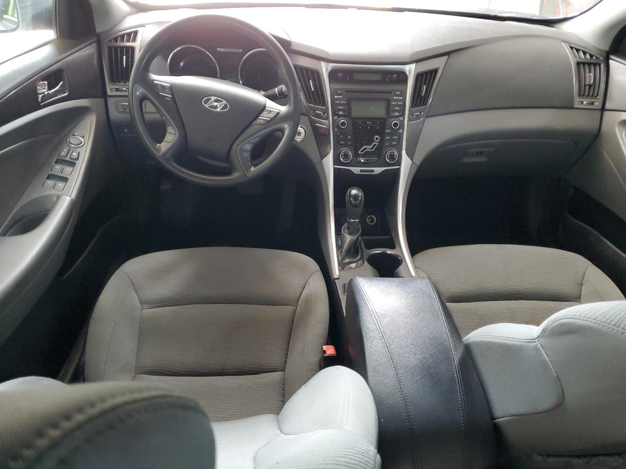 2013 Hyundai Sonata Hybrid VIN: KMHEC4A47DA084268 Lot: 63618505