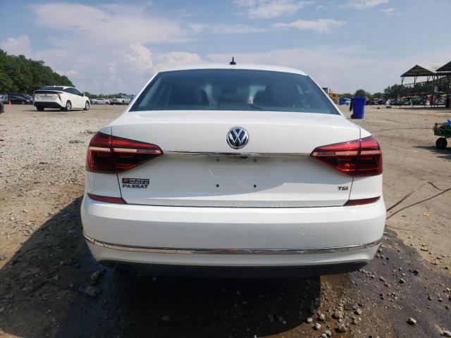  VOLKSWAGEN PASSAT 2017 Biały