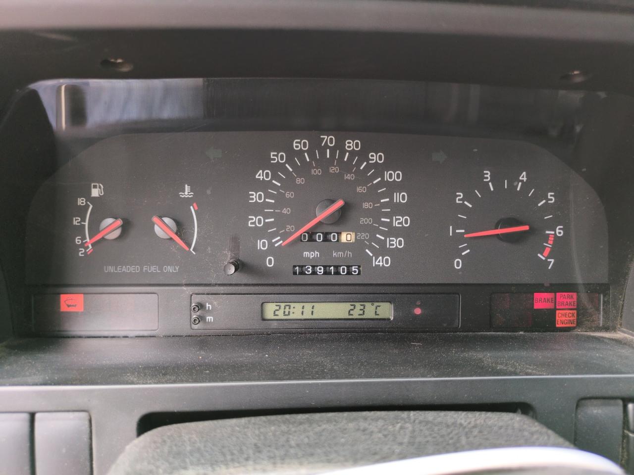 1995 Volvo 850 Base VIN: YV1LW5539S2121185 Lot: 66683355