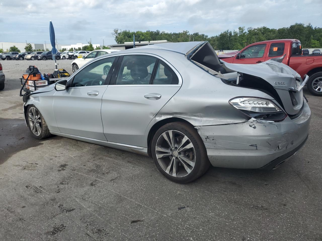 2015 Mercedes-Benz C 300 VIN: 55SWF4JB3FU085439 Lot: 63337265