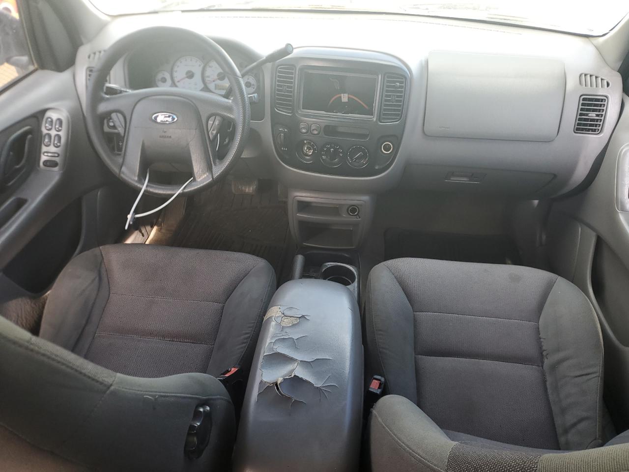 2001 Ford Escape Xlt VIN: 1FMYU04121KF92951 Lot: 64620475