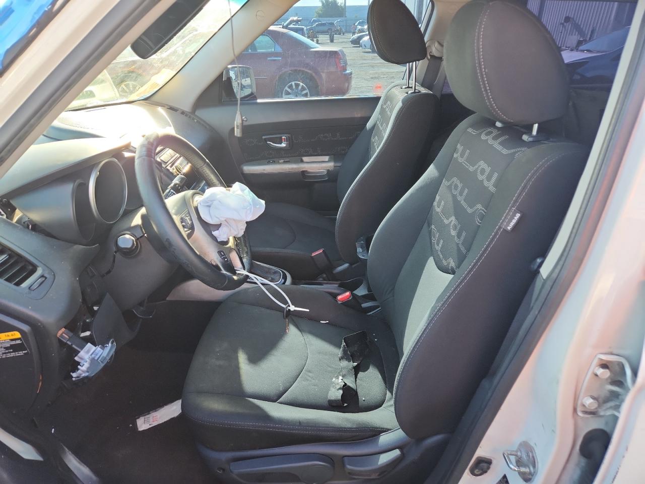 2012 Kia Soul + VIN: KNDJT2A61C7398311 Lot: 64653315