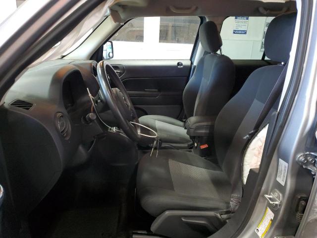  JEEP PATRIOT 2016 Srebrny