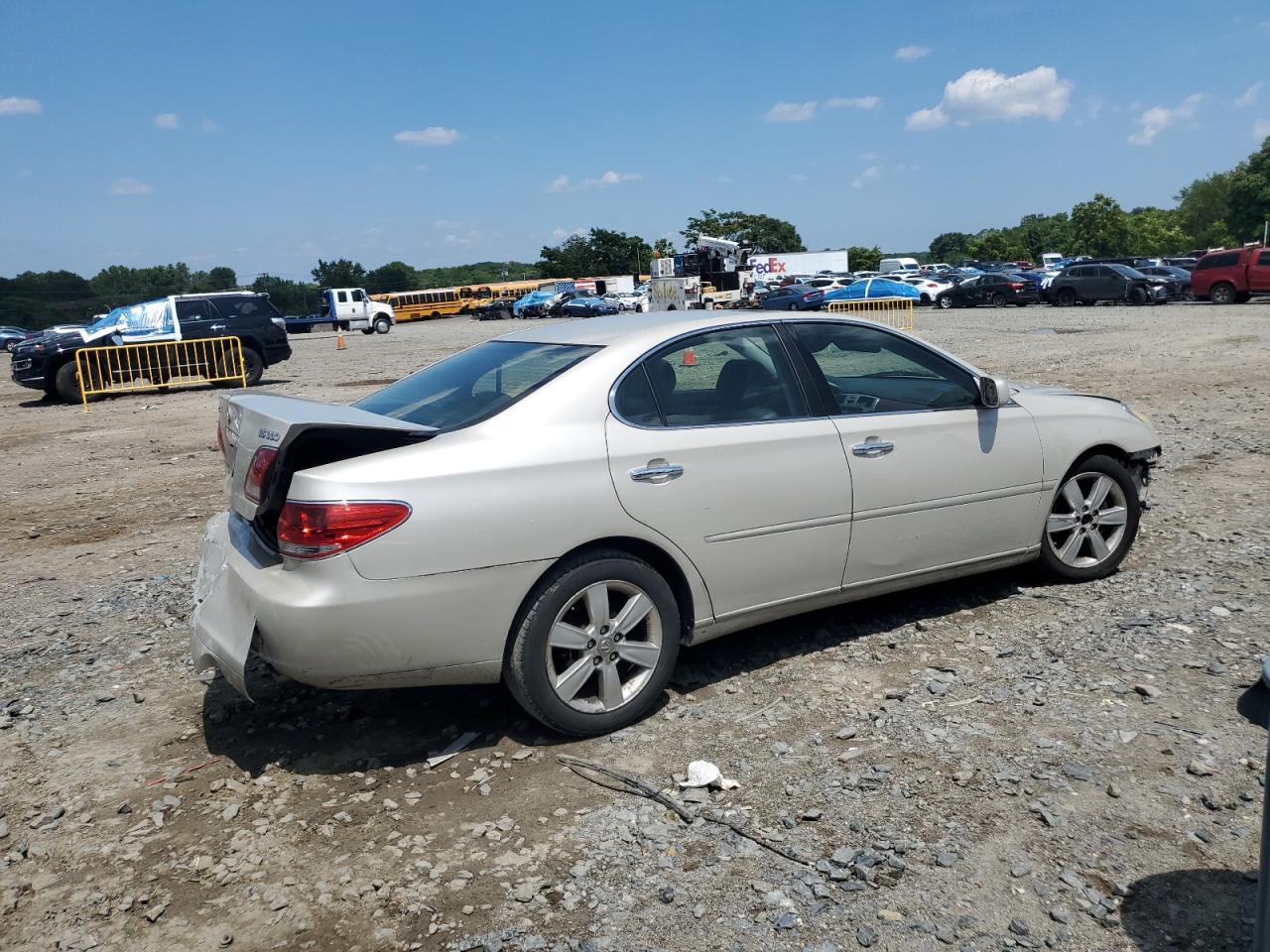 2005 Lexus Es 330 silver sedan gas JTHBA30G755079082 photo #4