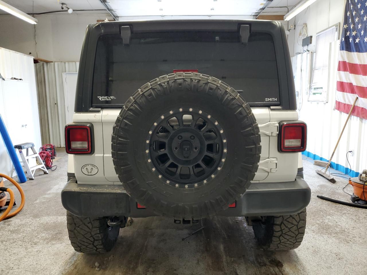 2020 Jeep Wrangler Unlimited Sahara VIN: 1C4HJXEN3LW172974 Lot: 62924675