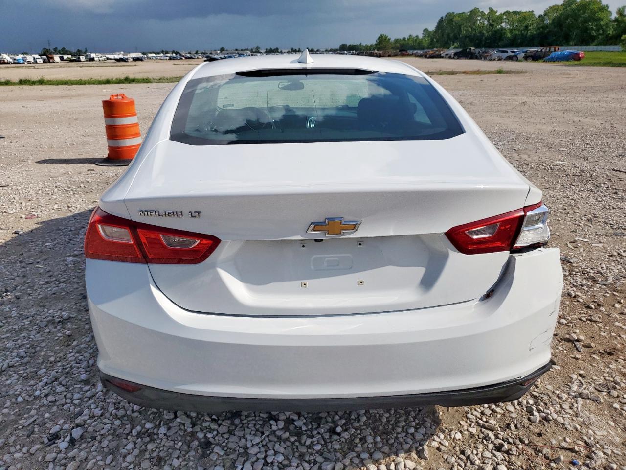 2017 Chevrolet Malibu Lt VIN: 1G1ZE5ST7HF124412 Lot: 64695785