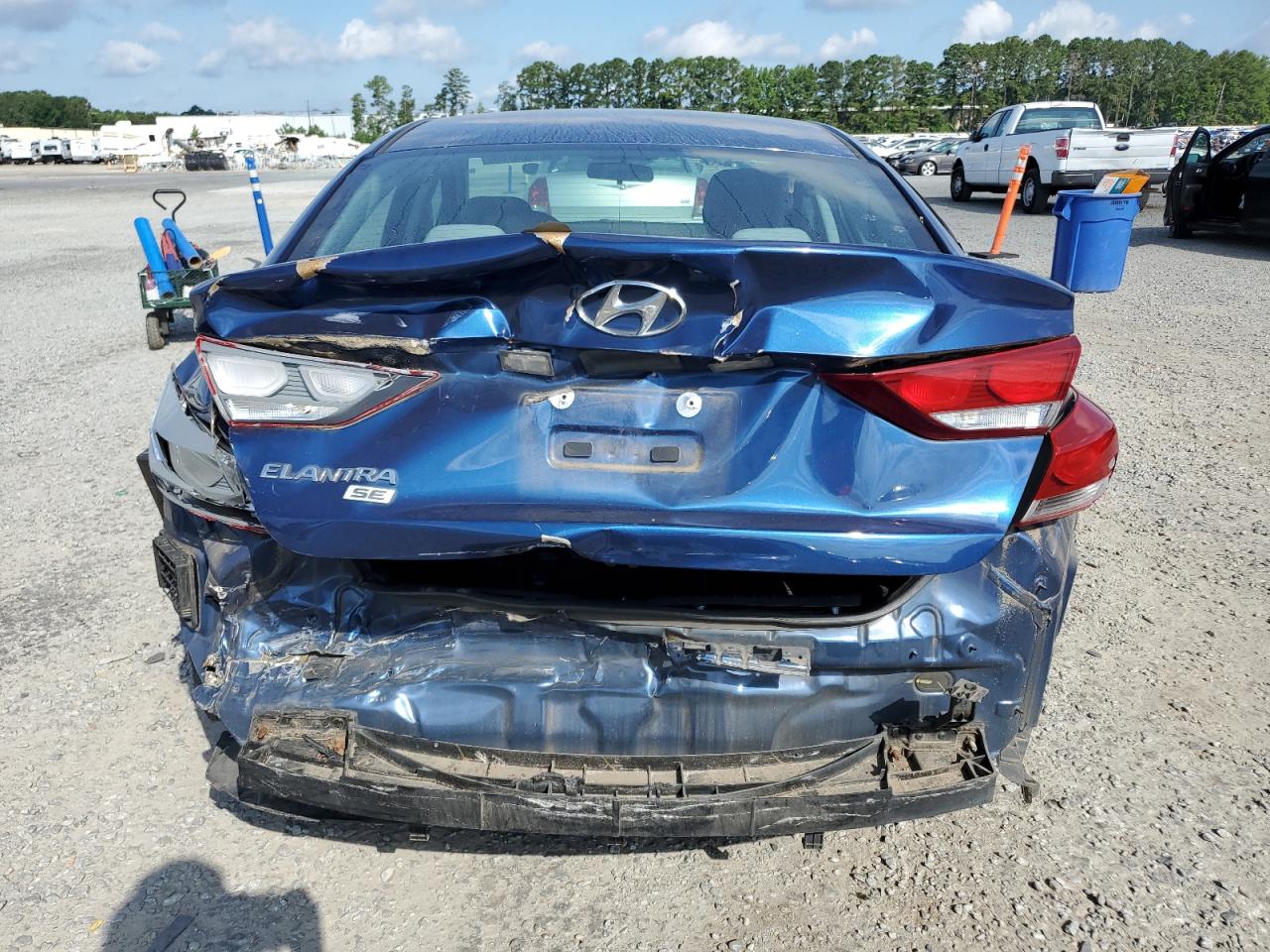 2018 Hyundai Elantra Se VIN: 5NPD74LF8JH213786 Lot: 62989075