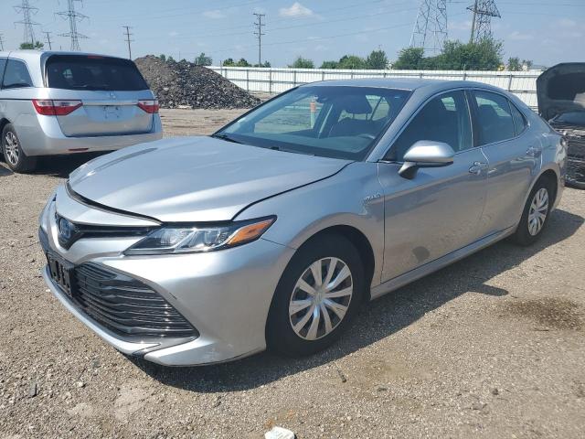  TOYOTA CAMRY 2018 Серебристый