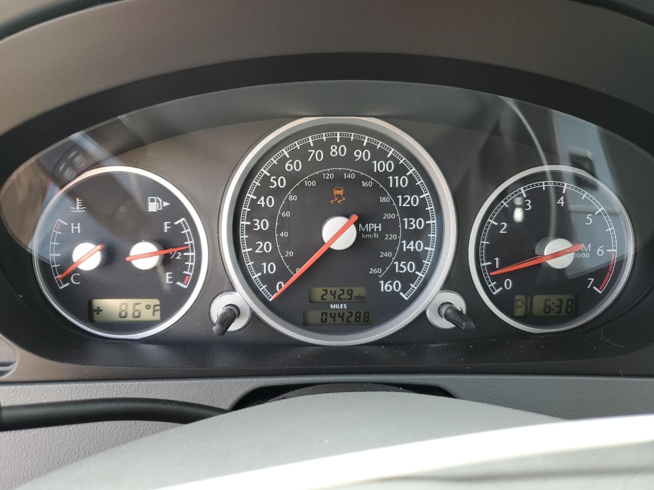 2004 Chrysler Crossfire Limited VIN: 1C3AN69L34X013963 Lot: 63571695