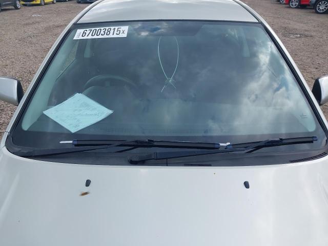 2005 TOYOTA AVENSIS T3