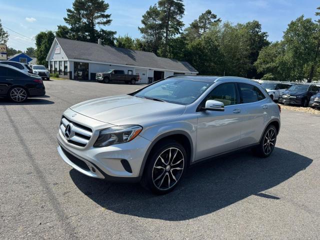 Parquets MERCEDES-BENZ GLA-CLASS 2016 Srebrny