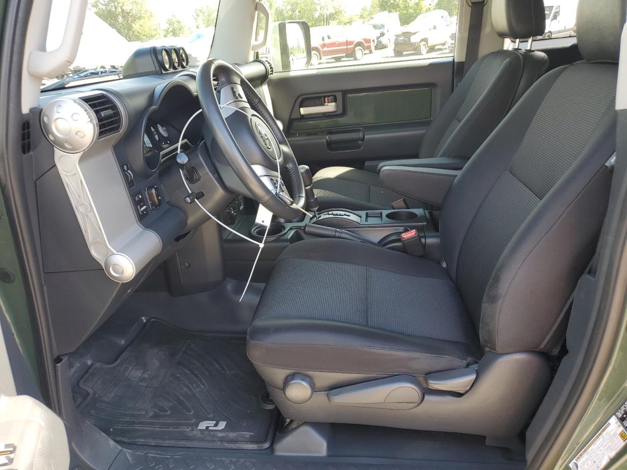 2012 Toyota Fj Cruiser VIN: JTEBU4BF7CK146096 Lot: 64630705