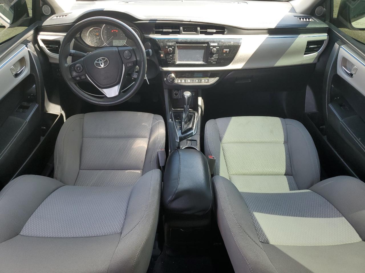 2015 Toyota Corolla L VIN: 5YFBURHE9FP196438 Lot: 65580115