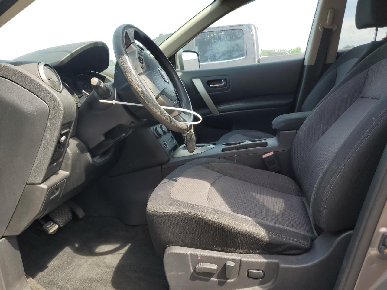 2011 Nissan Rogue S VIN: JN8AS5MT2BW158618 Lot: 63029575