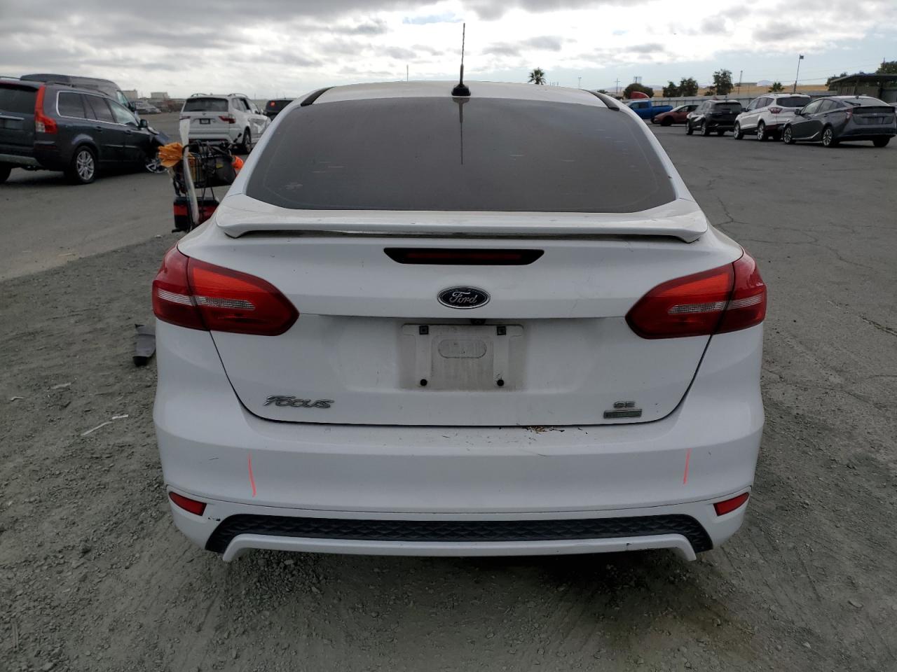 2015 Ford Focus Se VIN: 1FADP3FE7FL361739 Lot: 64951245