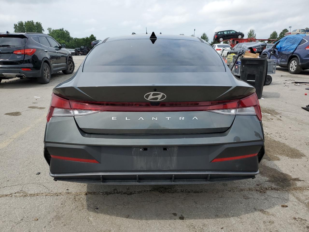 2024 Hyundai Elantra Se VIN: KMHLL4DG2RU825705 Lot: 65186555